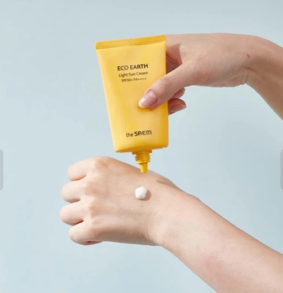 The Saem Eco Earth Power Light Sun Cream SPF50+ PA+++ 50 g.