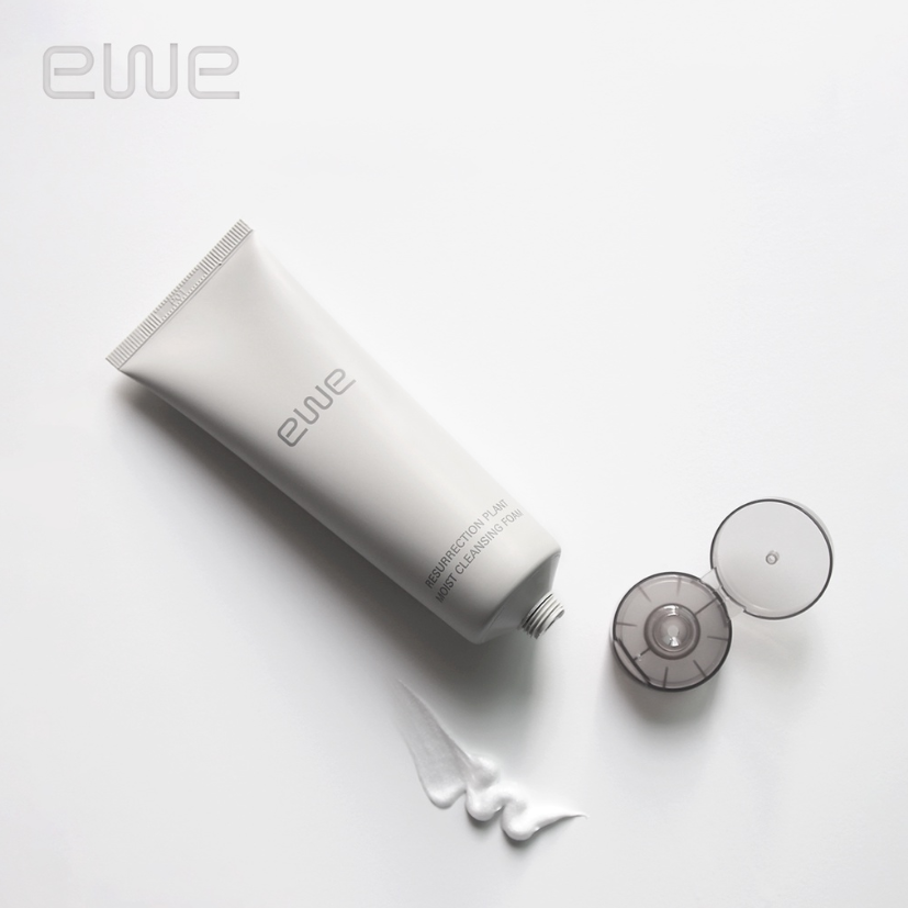 EWE Resurrection Plant Moist Cleansing Foam 100 ml.