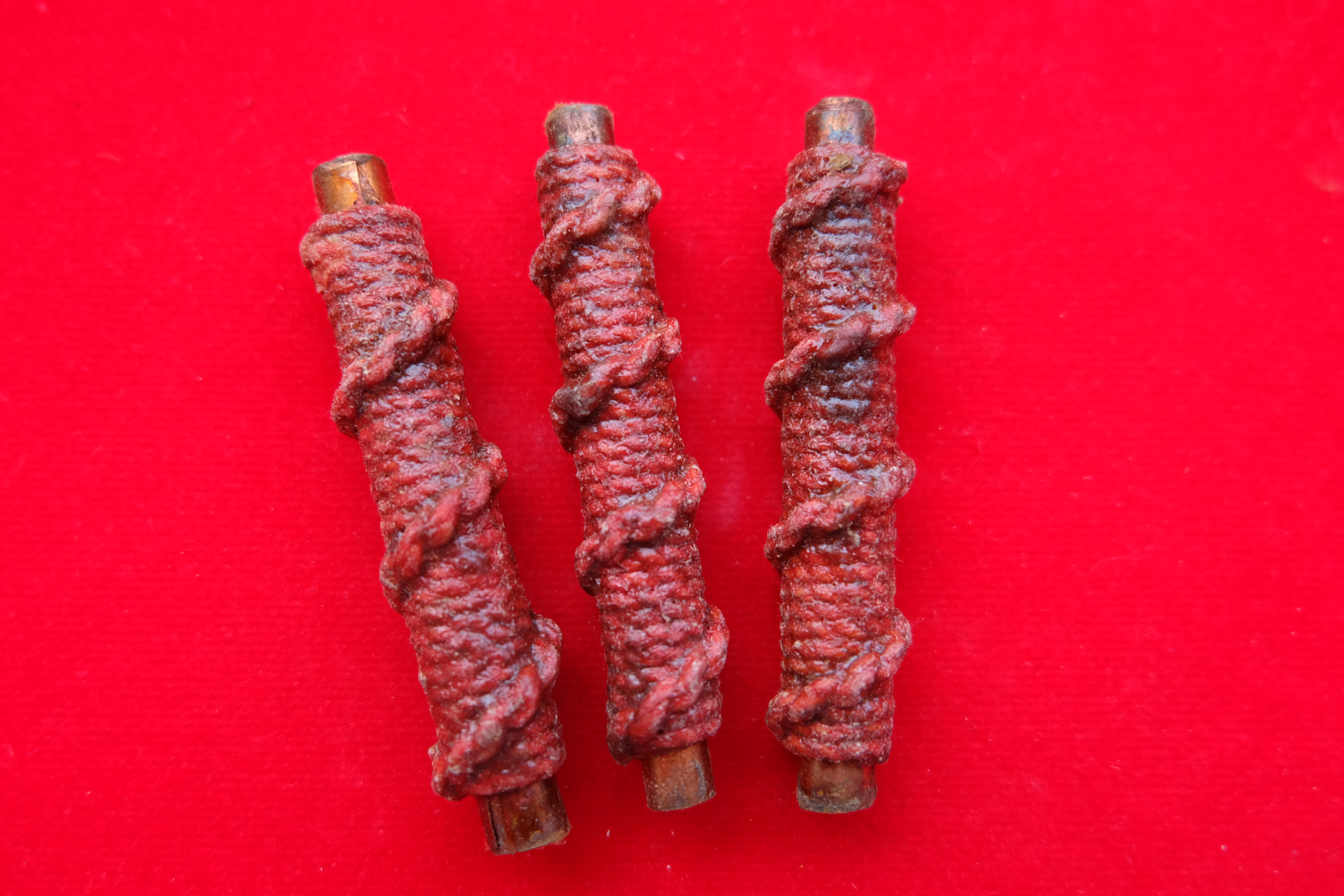 ตะกรุดนะอกแตก หลวงพ่อยศ อกิญจโณ วัดป่าบ้านสังข์ จังหวัดร้อยเอ็ด