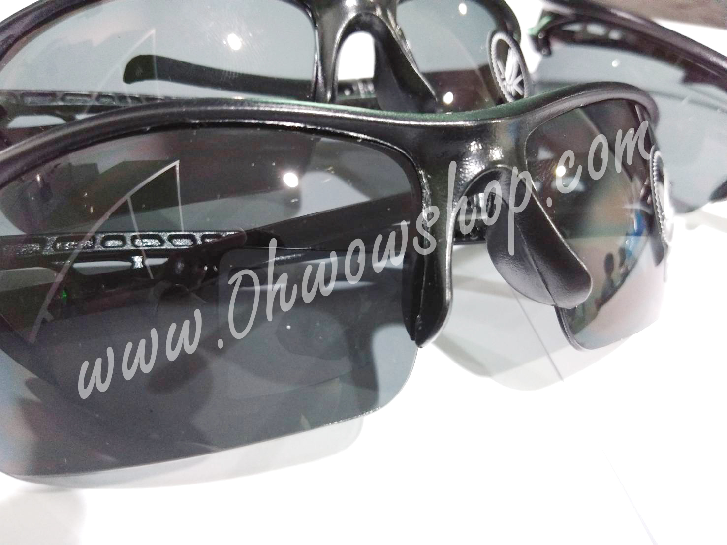 แว่นตาทรงสปอร์ต [สีดำ] ชิ้นละ 14 บาท Ohwowshop