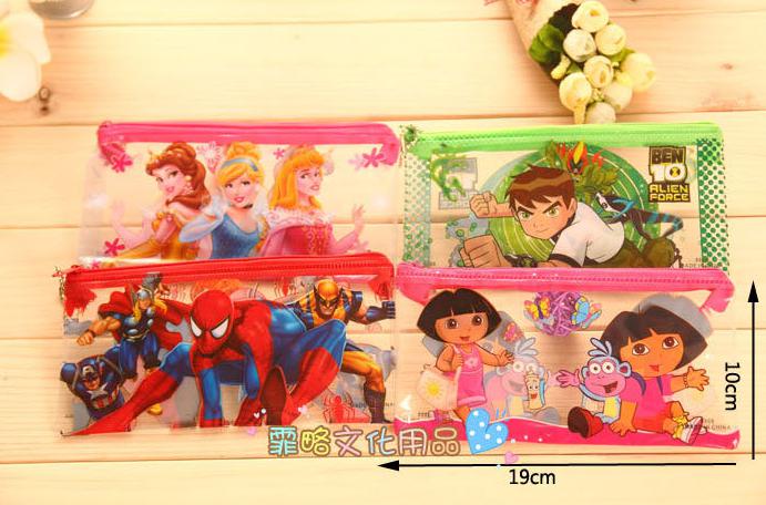 กระเป๋าใส่เครื่องเขียนลายการ์ตูนยอดฮิต (คละลาย) ขนาด A6 ชิ้นละ 7 บาท Ohwowshop (Z26)
