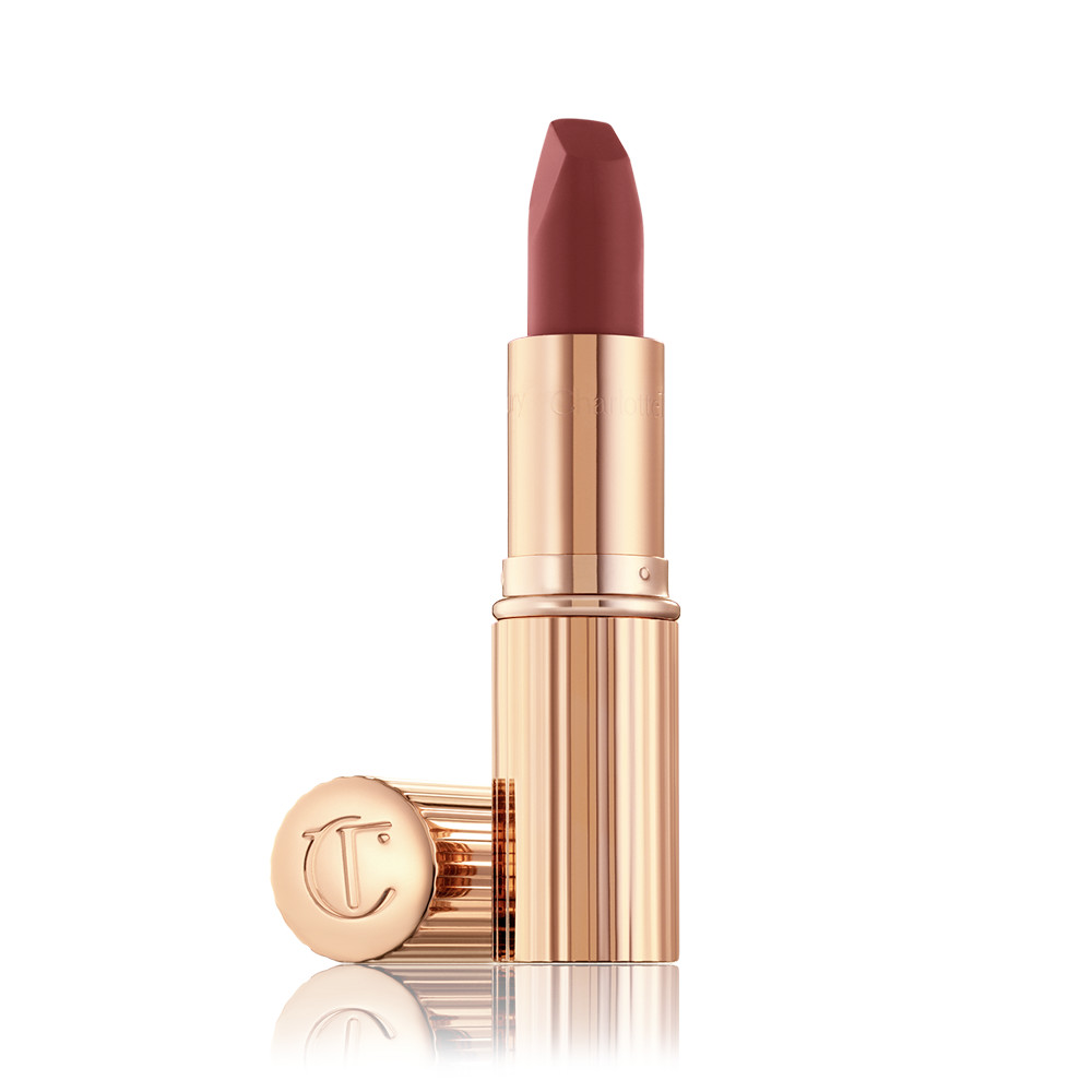 Charlotte Tilbury Matte Revolution Lipstick 3.5 g. #Walk of No Shame