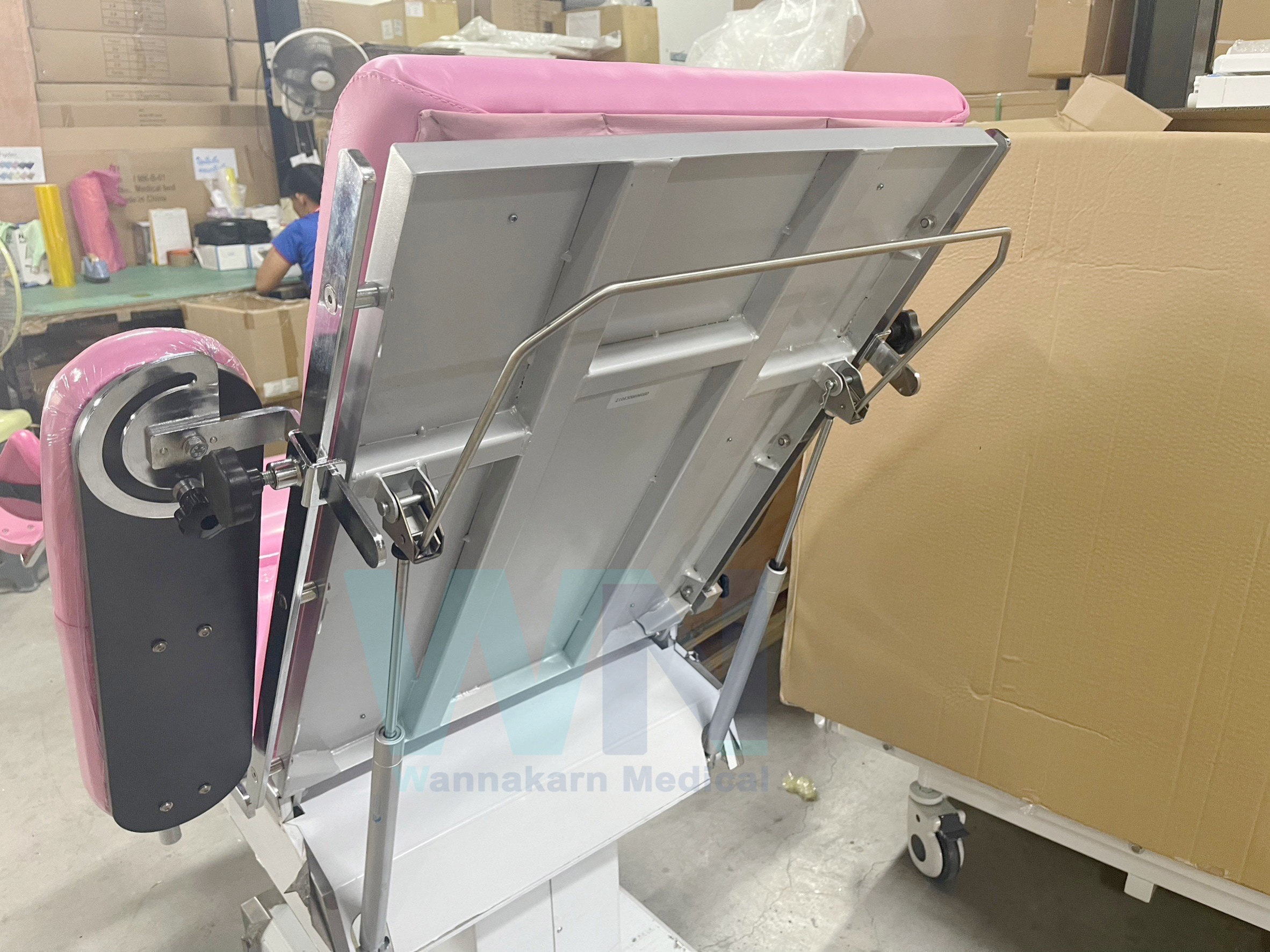 เตียงตรวจนารีเวช Gynecology Examination Bed B-45