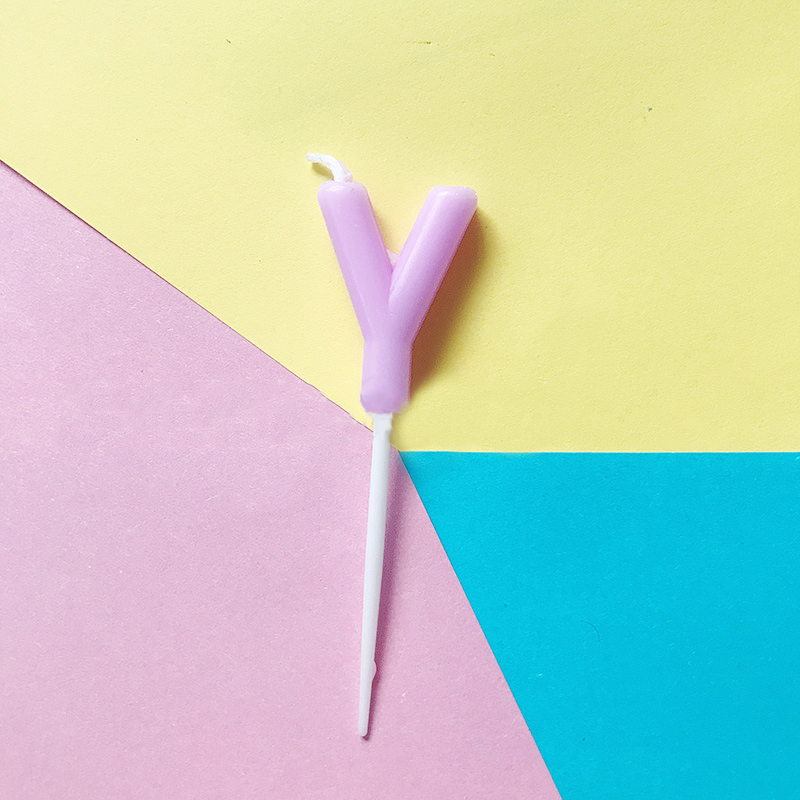 🔥สินค้าขายดี🔥 🎂เทียนวันเกิด Happy birthday แบบแพ็คชุด 13 ตัวอักษร แพ็คละ 20-25 บาท📌สินค้าเลือกสี✔️พร้อมส่ง Ohwowshop เทียนวันเกิด เทียนสี