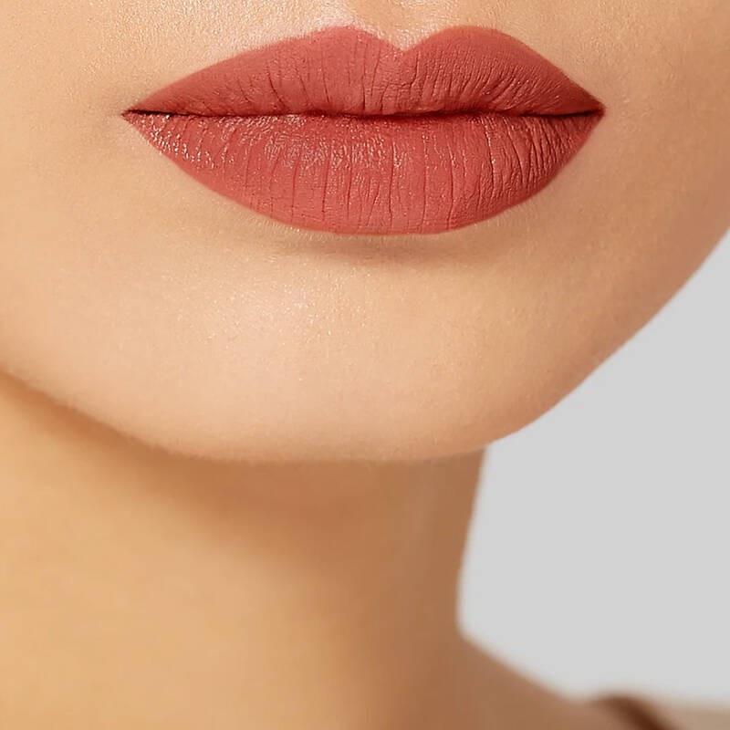 Gucci Rouge A Levres Mat Lip Colour 3.5 g. #305 Ruby Firelight