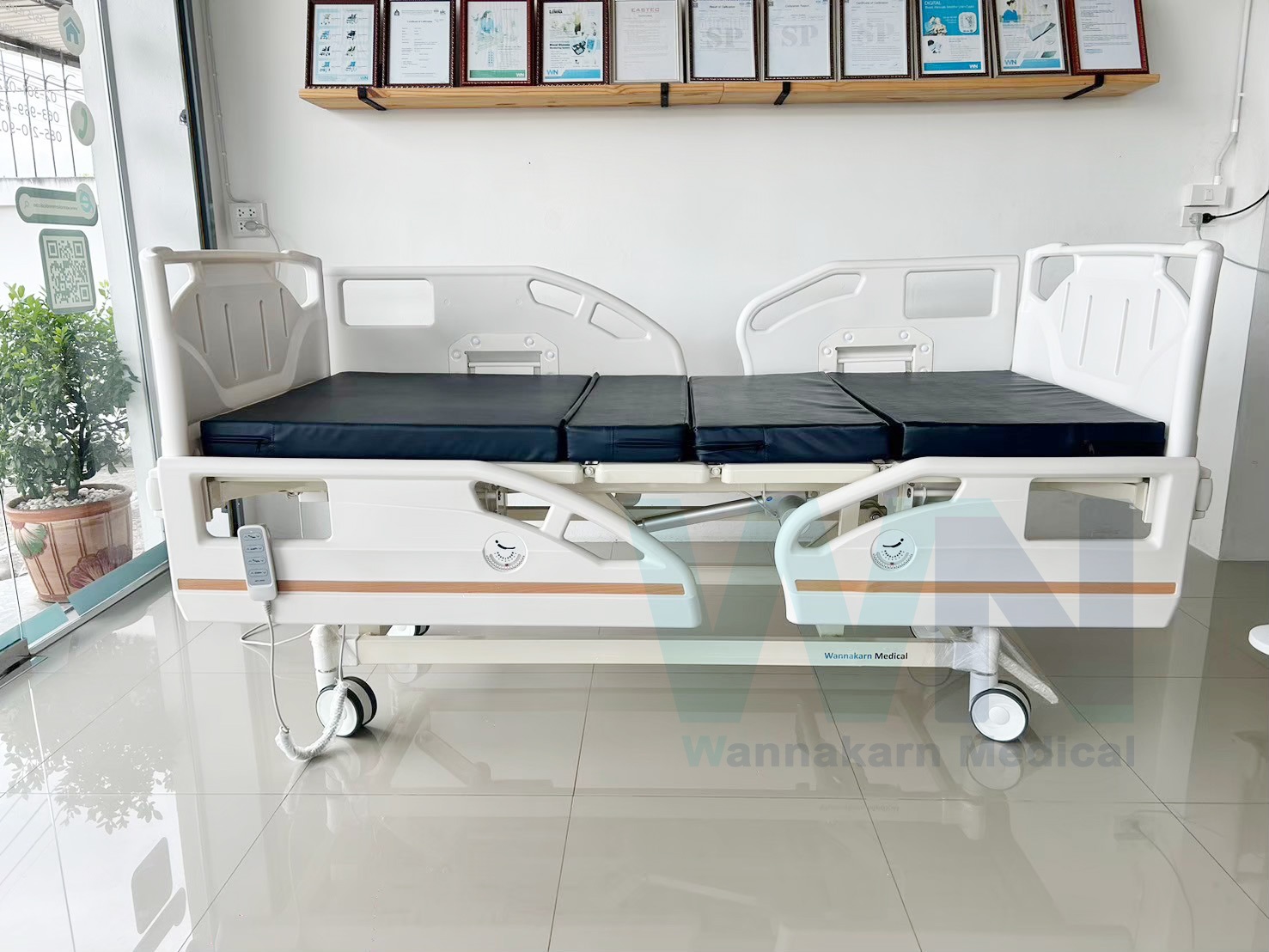 Medical Bed HR-D08 3 Function Electric Bed เตียงไฟฟ้า 3 ฟังก์ชั่น