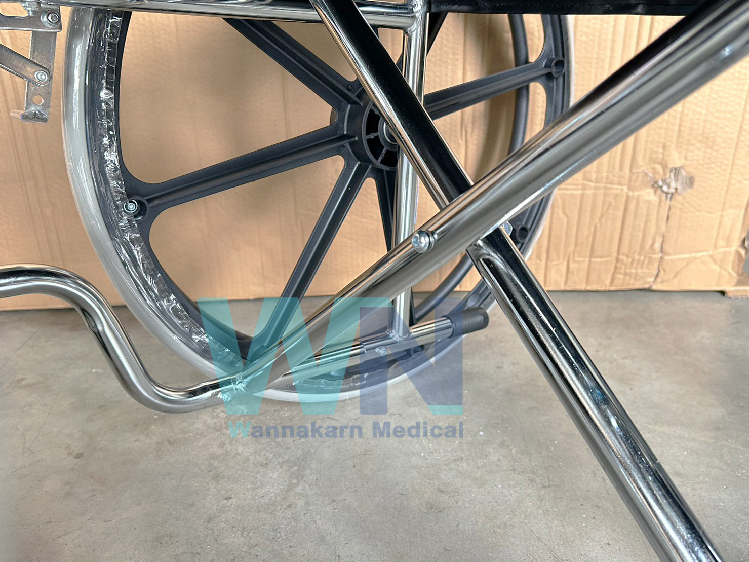 Foldable Wheelchair รถเข็นผู้ป่วยพับได้ Model FY809B