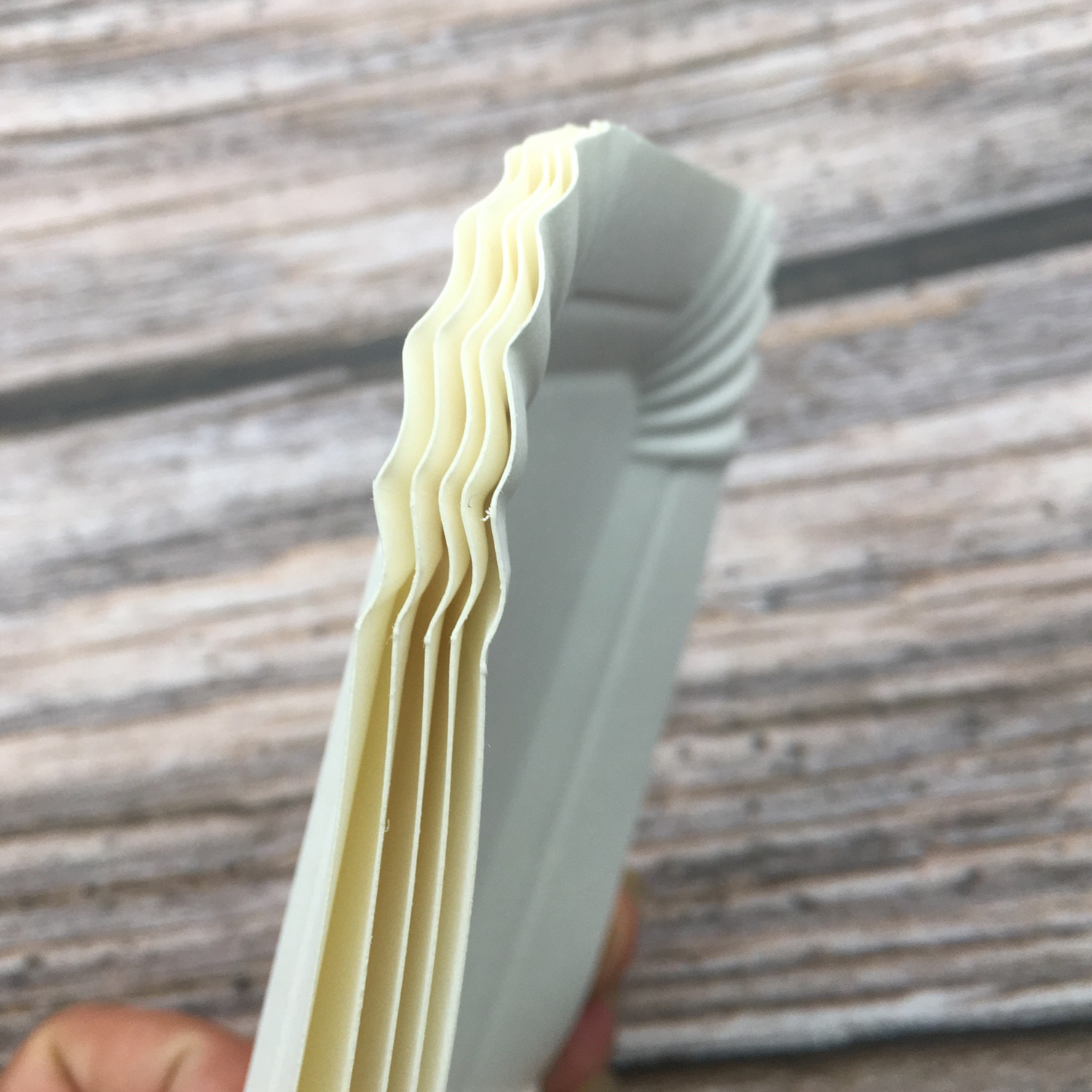 ⭐สินค้าขายดี⭐🎂ชุดอุปกรณ์วันเกิด Happy birthday ชุดละ 12 บาท📌เลือกแบบ✔️พร้อมส่ง Ohwowshop จาน ซ้อม มีดพลาสติก เทียน