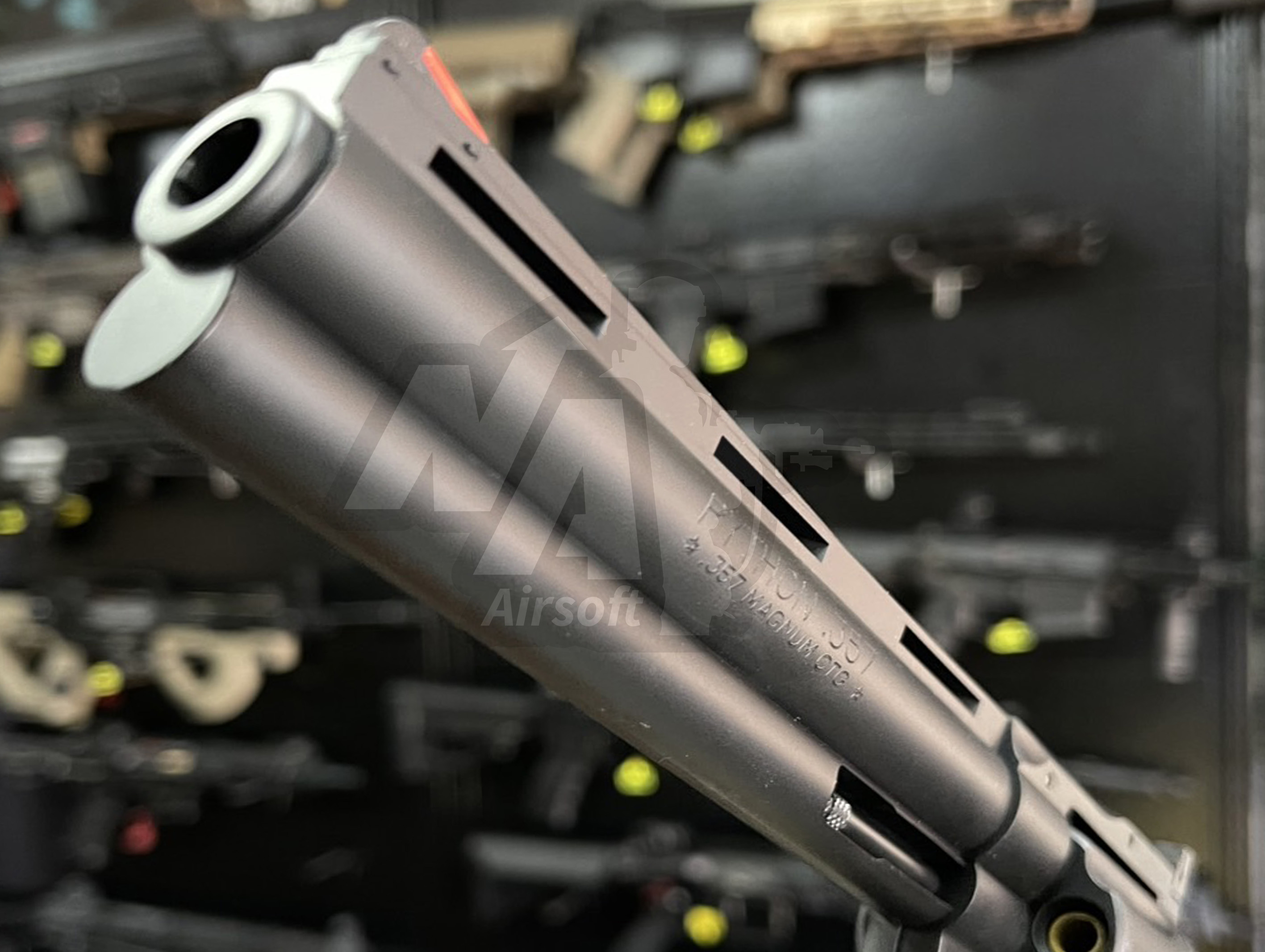 CROWN COLT PYTHON .357 6 INCH (มือสอง)