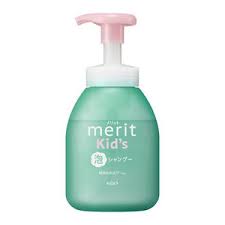 Kao Merit Kids Foaming Shampoo 330 ml.