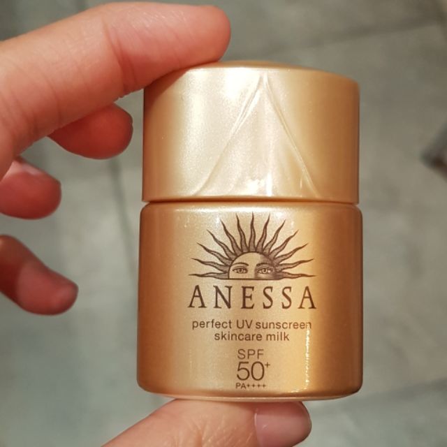 Shiseido Anessa Perfect UV Sunscreen Skincare Milk SPF50+ PA++++ 12 ml.