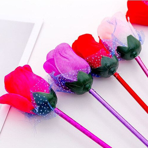 🌹ปากกากุหลาบผ้า🌹💐ไส้น้ำเงิน 0.5มม 🎲สุ่มสี✔️พร้อมส่งในไทย วาเลนไทน์