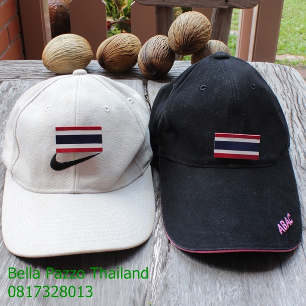 เข็มกลัดธงชาติขนาด 2.5X4.5 cm. เชียร์ทีมไทย หนังแท้ทำมือ แฮนด์เมด