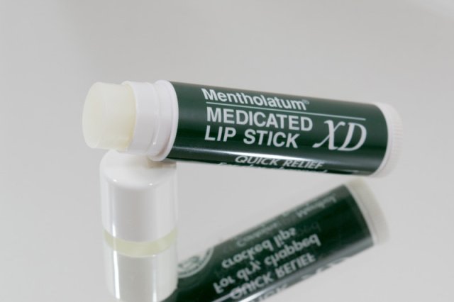 Mentholatum Medicated XD Lip Stick x2 (แพ็คคู่)