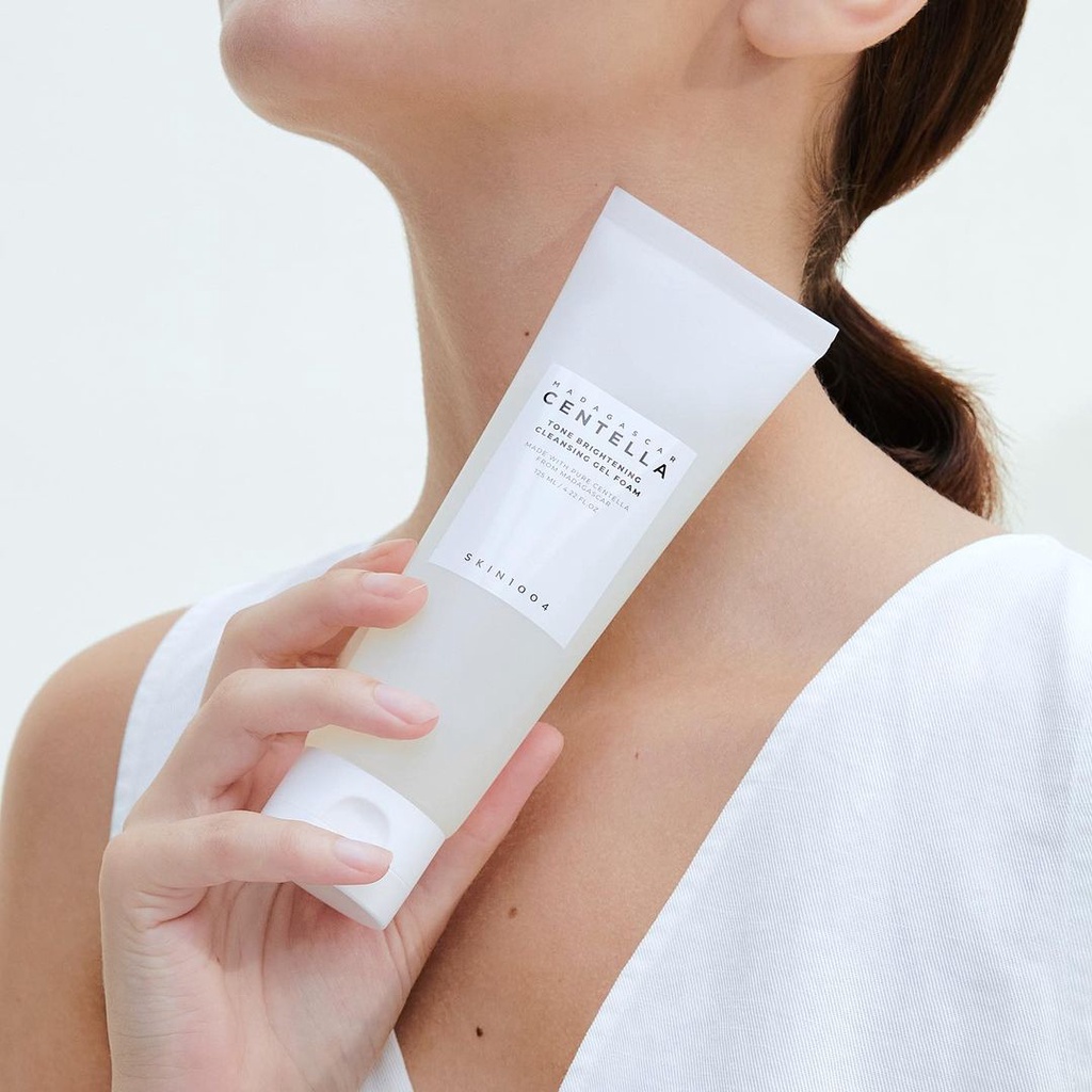 SKIN1004 Tone Brightening Cleansing Gel Foam 125 ml.