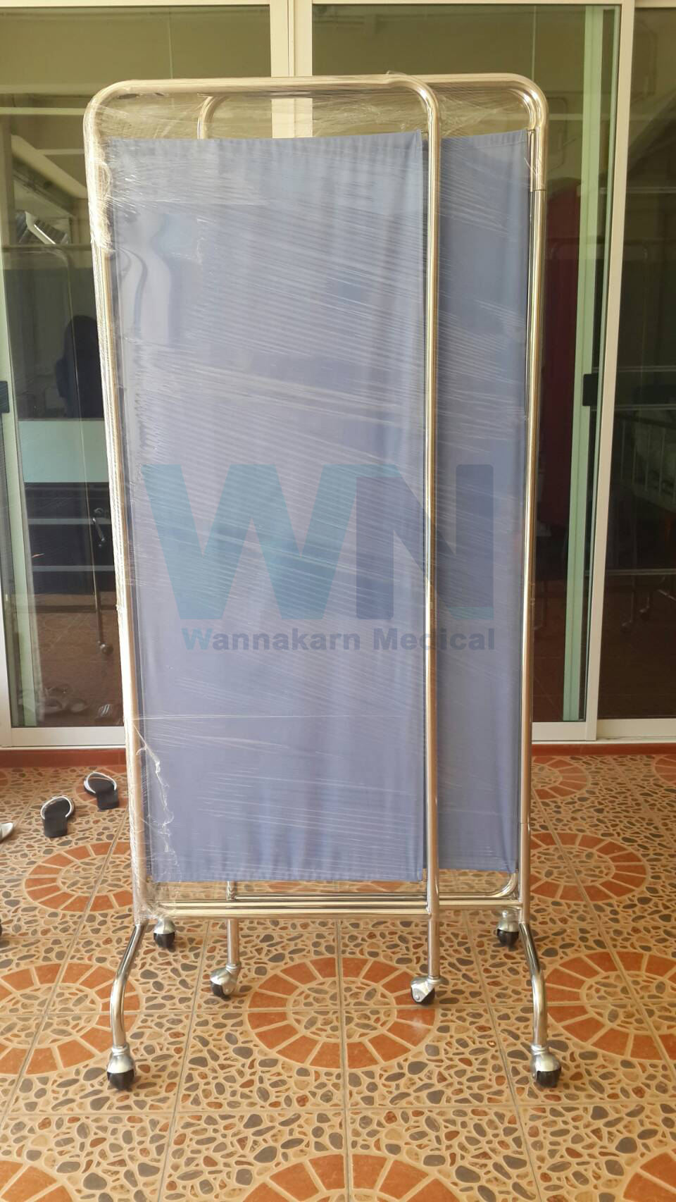 ฉากกัน 3 ตอน สแตนเลส พร้อมม่าน