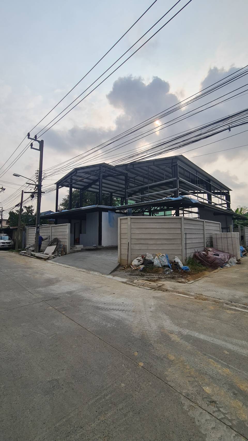 โกดัง พร้อมออฟฟิศ2ชั้นกำนันแม้นขนาดขนาดHW-H (20x60x8) พร้อมงานพื้นฐานราก