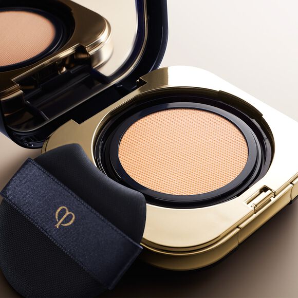 Cle De Peau Beaute Radiant Cushion 14 g. #O10 Very Light Ocher