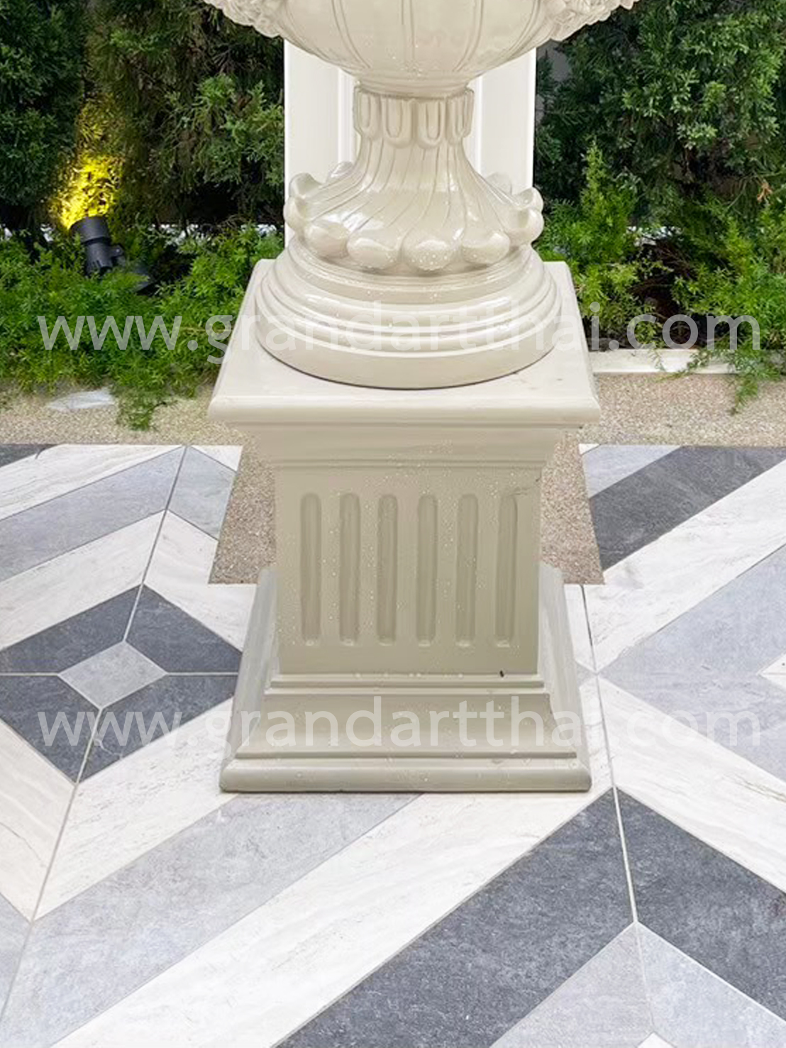 แท่นเหลี่ยมร่อง 30/50