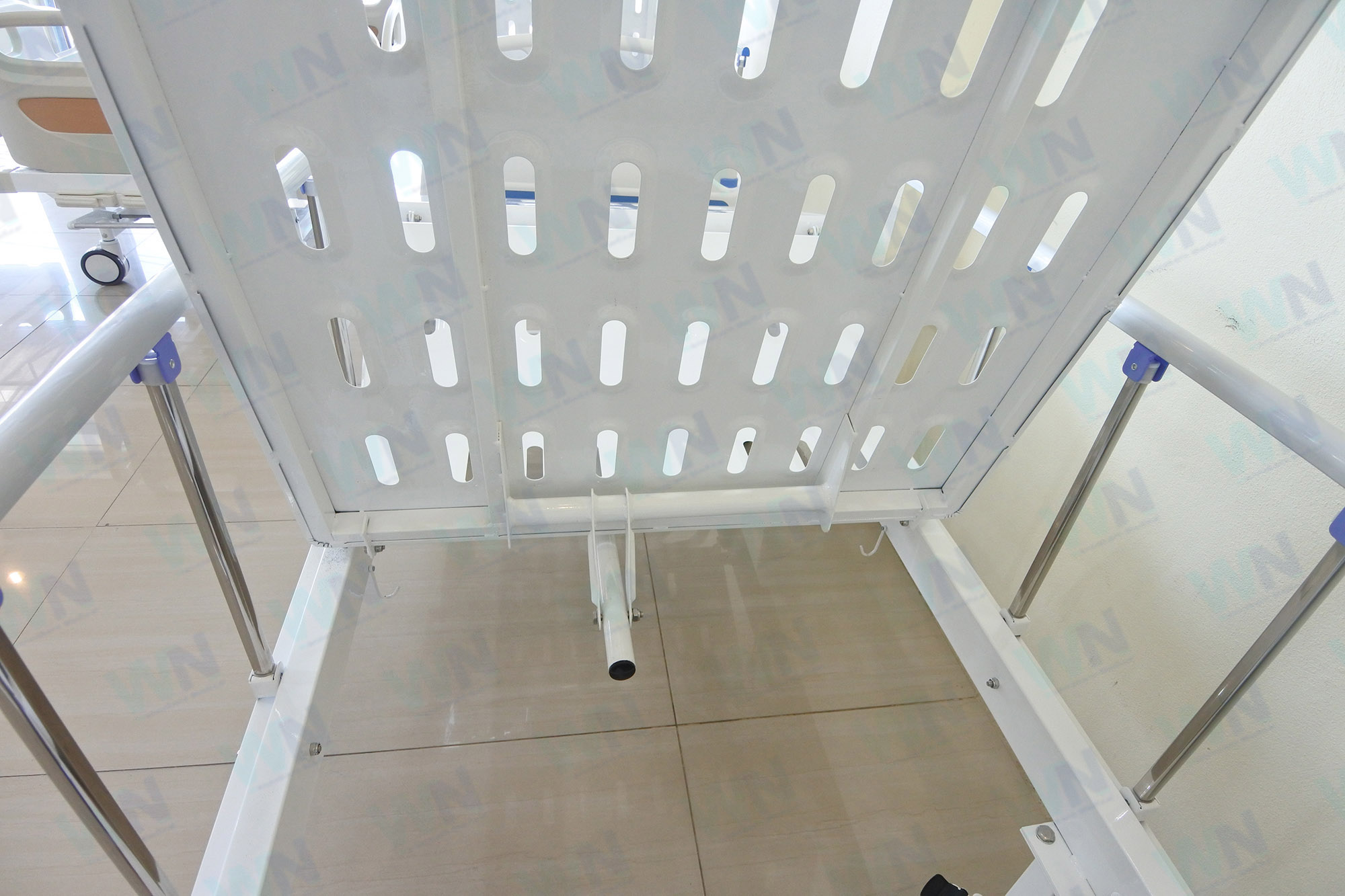 Medical Bed MK-B-01 เตียง 2 ไกร์ พร้อมเบาะสี่ตอน