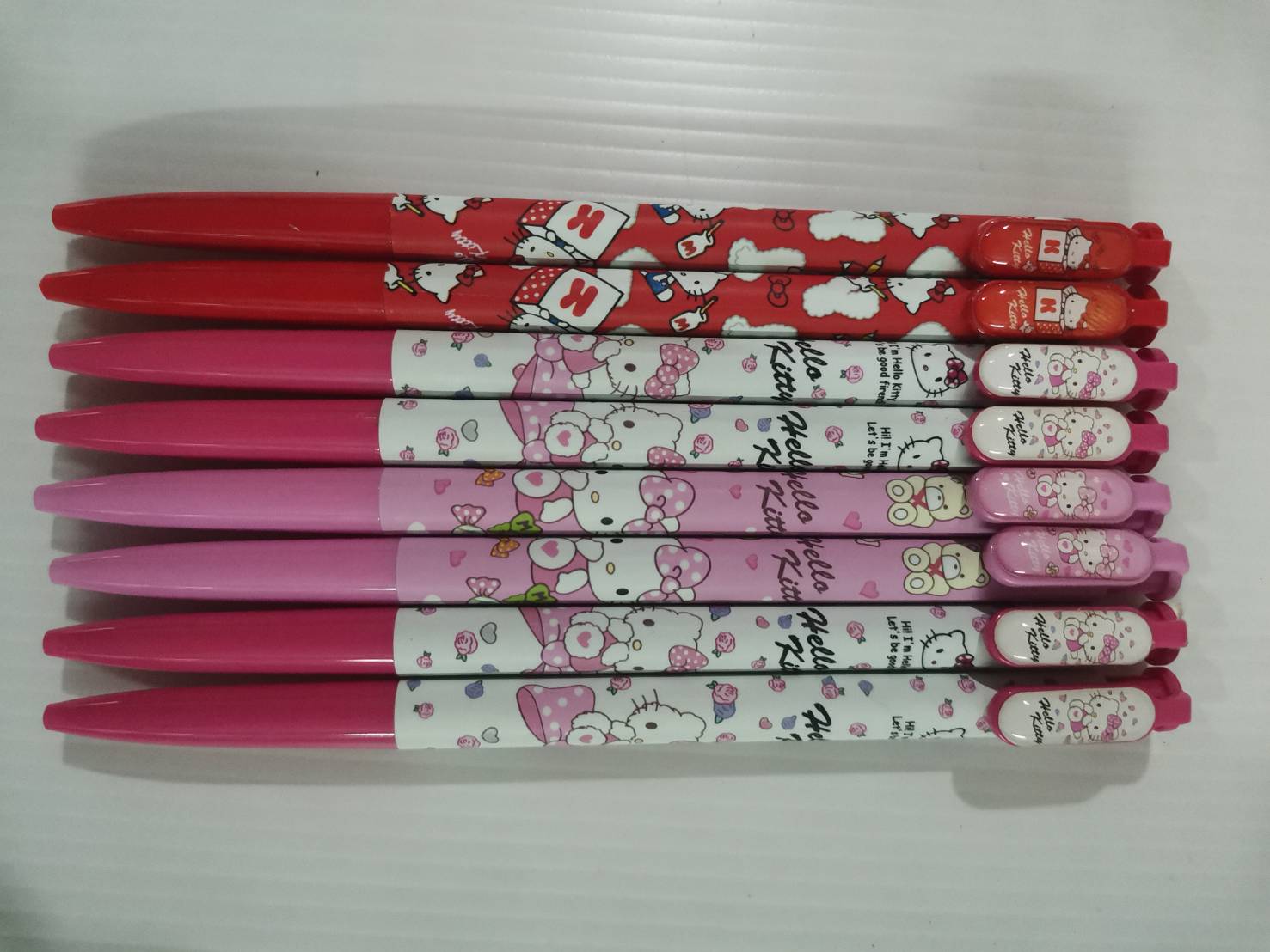 ปากกากดแฟนซี ซีรีส์ คิตตี้ ไส้สีน้ำเงิน หัวเล็ก 0.5 ชิ้นละ 9 บาท สุ่มลาย 📦ยกกล่อง 60แท่ง ✔️พร้อมส่ง เครื่องเขียน