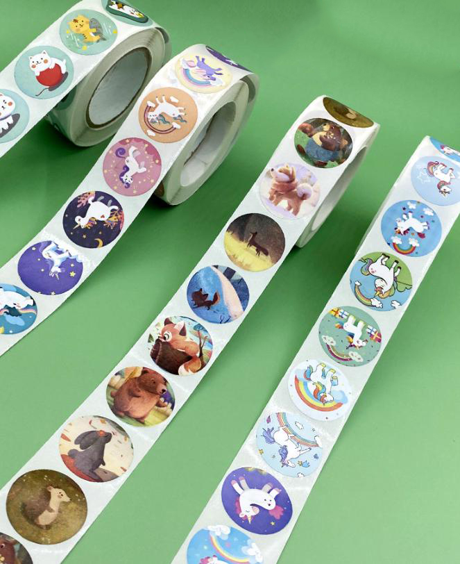 🔥สติกเกอร์🔥วงกลมลายแฟนซีหลากสี 500ดวง แบบม้วน(25mm)ยาว13.2m(📌เลือกแบบสินค้าได้) ชิ้นละ 13 บาท✅พร้อมส่ง Ohwowshop สติ๊กเกอร์ ตัวเลข สินค้า ราคาถูก