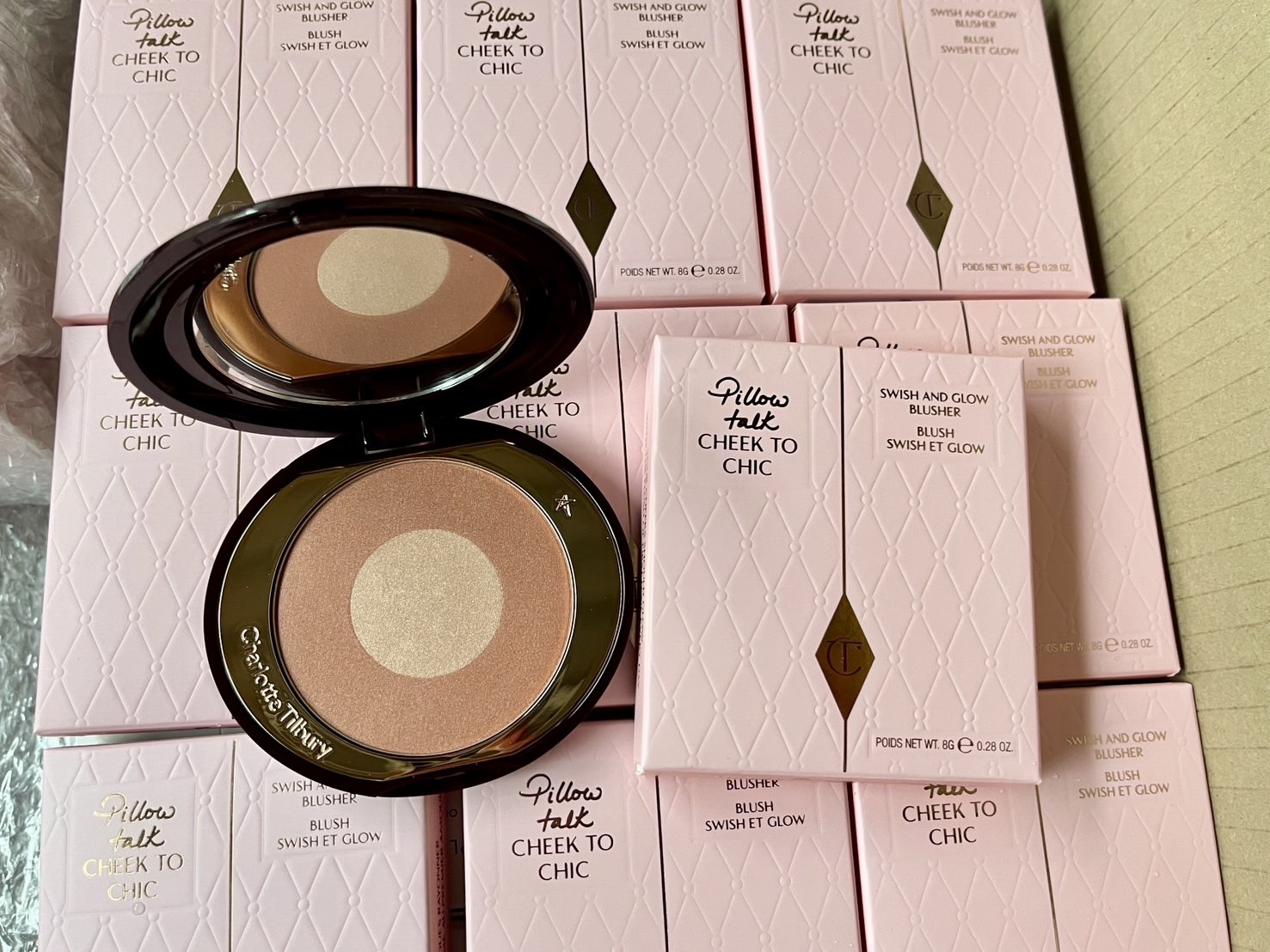 Charlotte Tilbury Cheek to Chic Brusher 8 g. #Pillow Talk