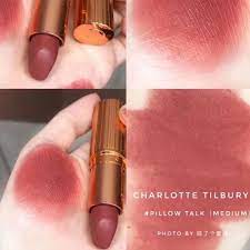 Charlotte Tilbury Matte Revolution Lipstick 1.1 g. #Pillow Talk Medium