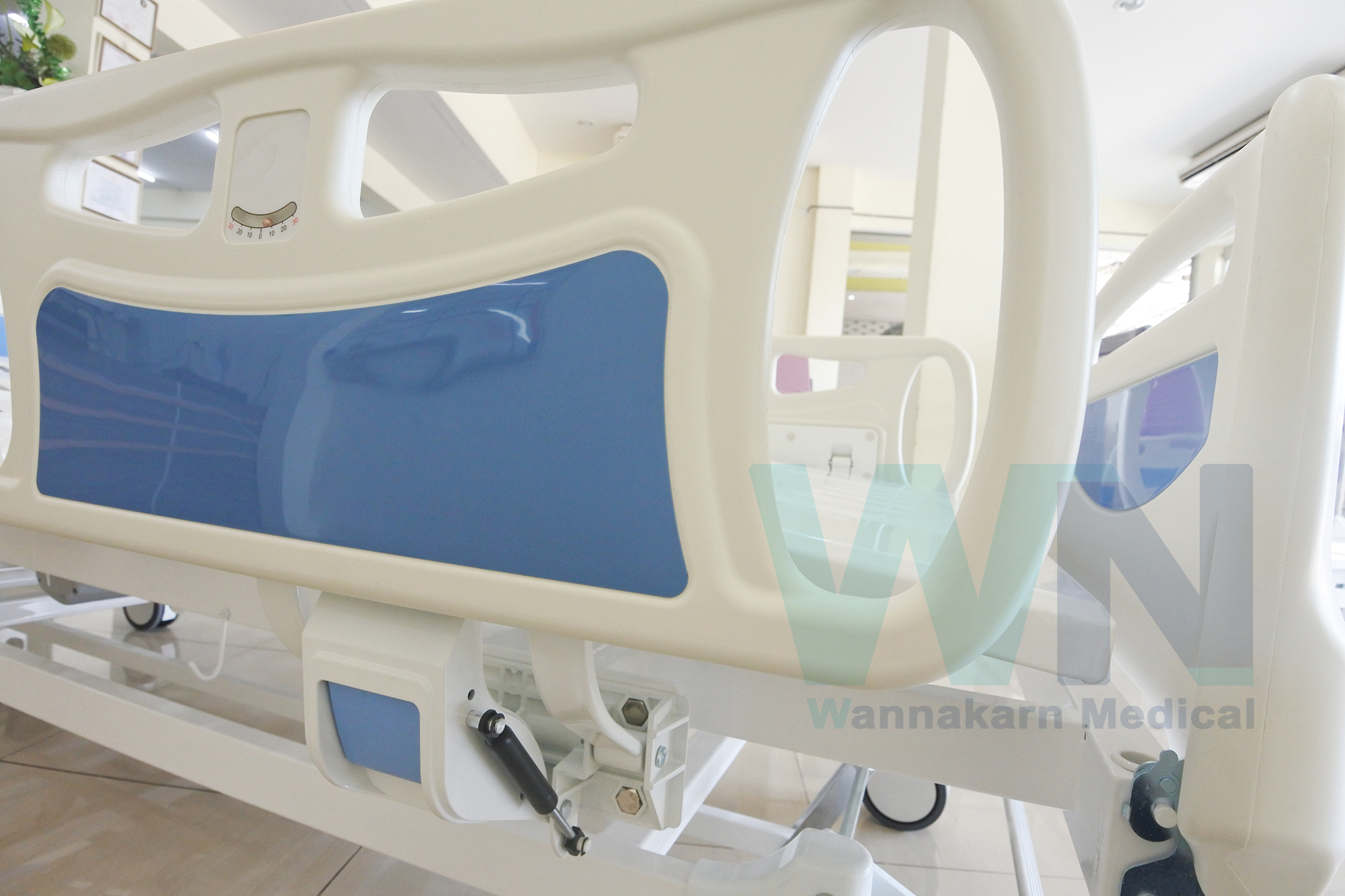 WN Electric Bed MODEL MK-C-06 เตียงผู้ป่วยปรับไฟฟ้า 3 Function ราวปีกนก พร้อมแบตเตอรี่