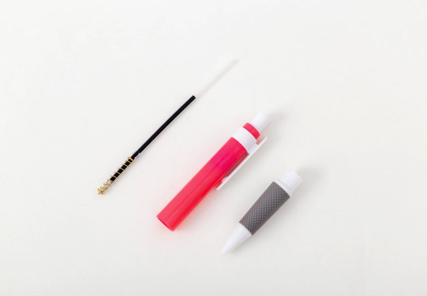 ปากกาลูกลื่นด้ามยางหลากสี ไส้สีน้ำเงิน 0.5 ด้ามละ 3 บาท ✔️พร้อมส่ง (🎲สุ่มลาย) Ohwowshop เครื่องเขียน