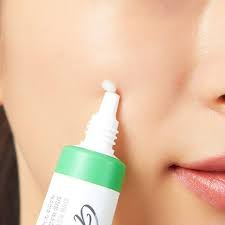 Gilla8 Tea Tree Cica Extra Calming Spot Corrector 20 ml.