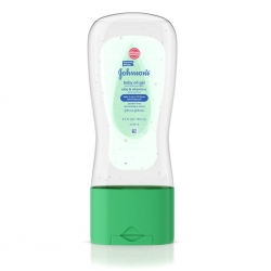 Johnson's Baby Oil Gel wth Aloe & Vitamin E 192 ml. (Made in Italy)