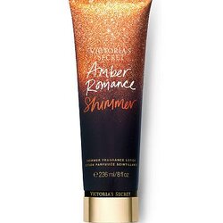 Victoria's Secret Fragrant Lotion ,Lotion Parfumee 236 ml. #Amber Romance Shimmer