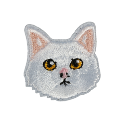 ตัวรีดติดเสื้อแมวสีขาว