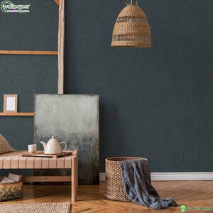 วอลเปเปอร์สีเทาแข้มแทรกดำ