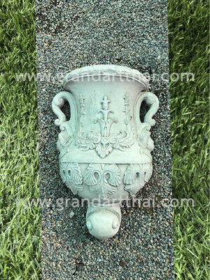 กระถางหลุยส์มีหูติดผนัง