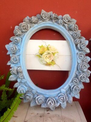 กรอบรูปวงรี ลายกุหลาบ